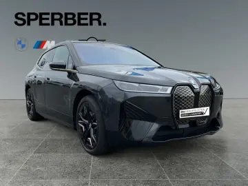 iX xDrive50 22 Zoll*Sportpaket*AHK*Soft Close*Ma