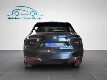 iX 50 xDrive Sport 360° LED H/K DAB KZU