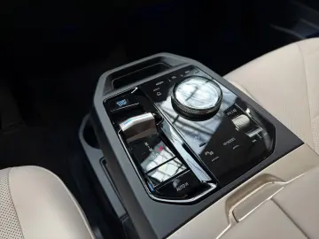 iX 50 xDrive Sport 360° LED H/K DAB KZU