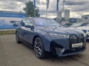 BMW iX xDrive50 Head-Up Soft-Close PANO LED RFK AHK