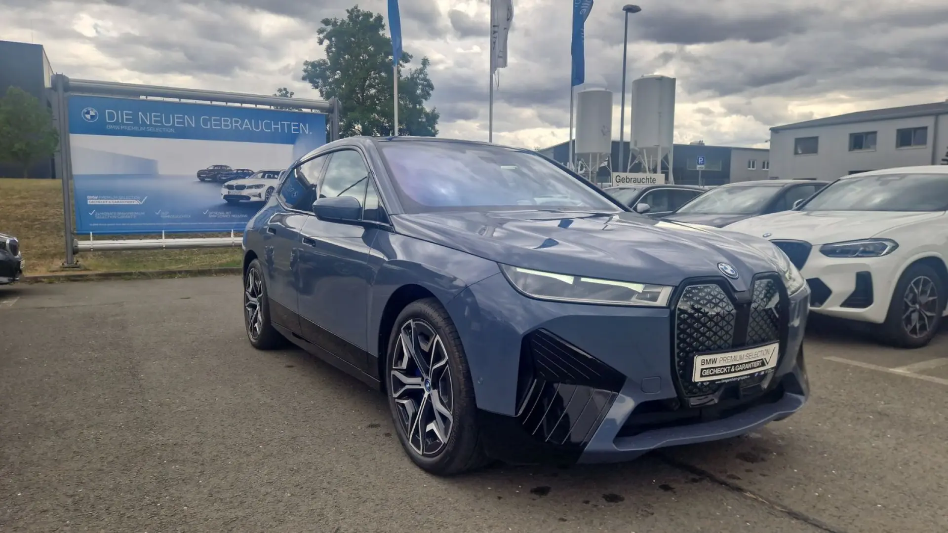 BMW iX xDrive50 Head-Up Soft-Close PANO LED RFK AHK