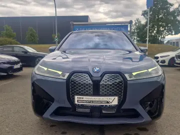 BMW iX xDrive50 Head-Up Soft-Close PANO LED RFK AHK