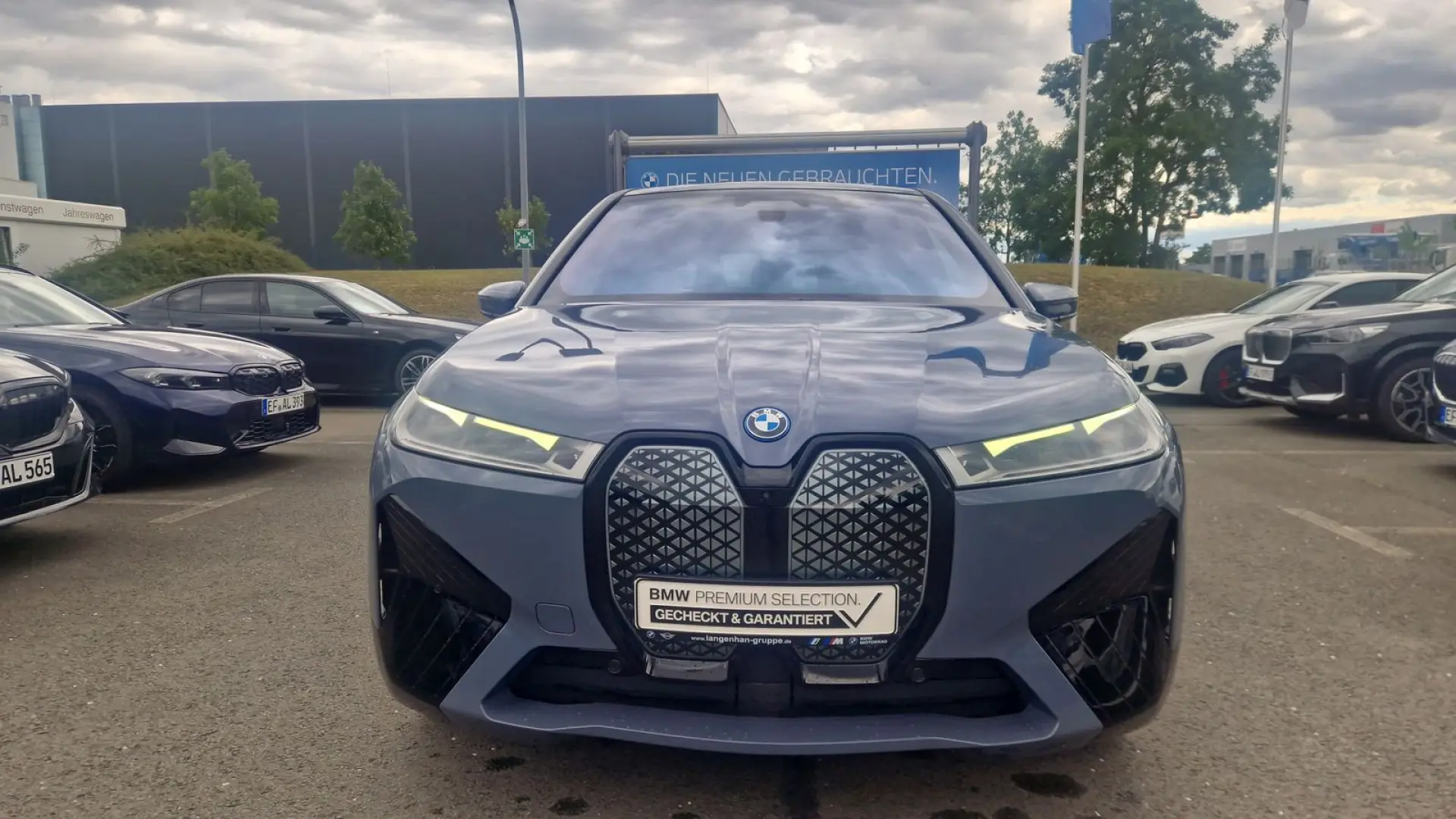 BMW iX xDrive50 Head-Up Soft-Close PANO LED RFK AHK