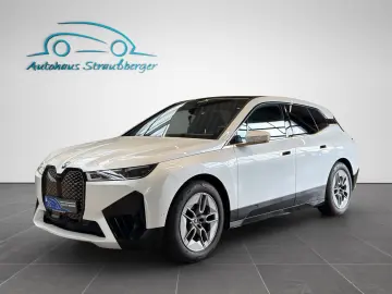 BMW iX50 xDrive Sport ACC LASER PANO 360