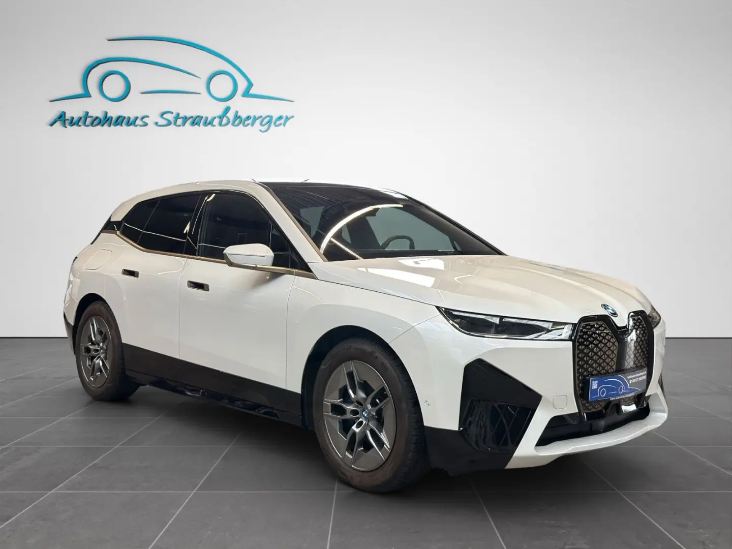 BMW iX50 xDrive Sport ACC LASER PANO 360°