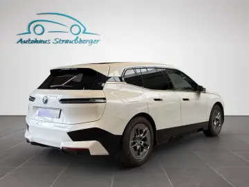 BMW iX50 xDrive Sport ACC LASER PANO 360°