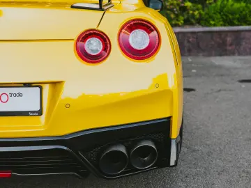 Nissan GT-R Prestige Edition