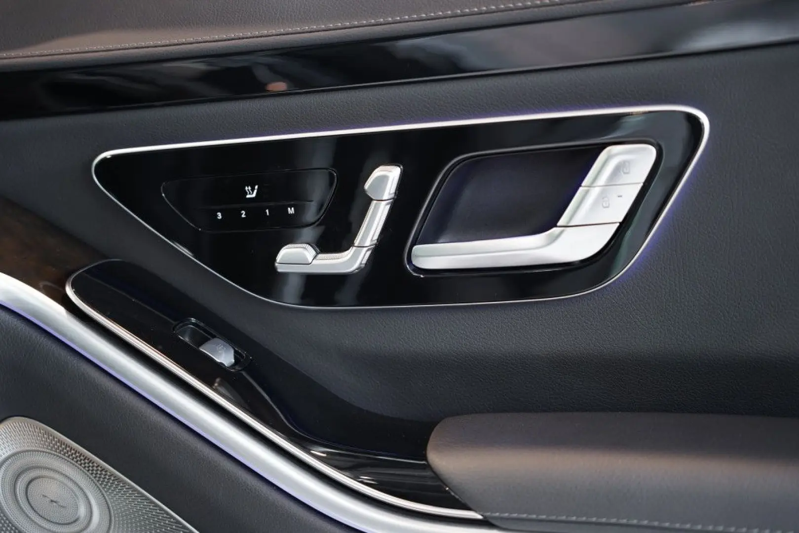 S 580 4M AMG *1.H *21 *Pano *LUFT *BURM *Memory