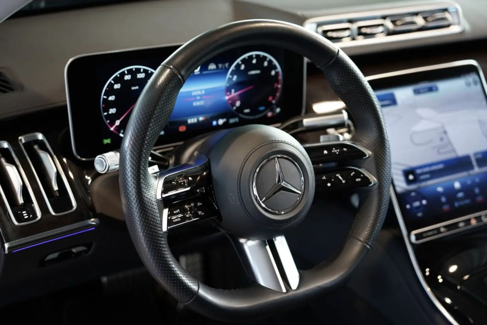 S 580 4M AMG *1.H *21 *Pano *LUFT *BURM *Memory