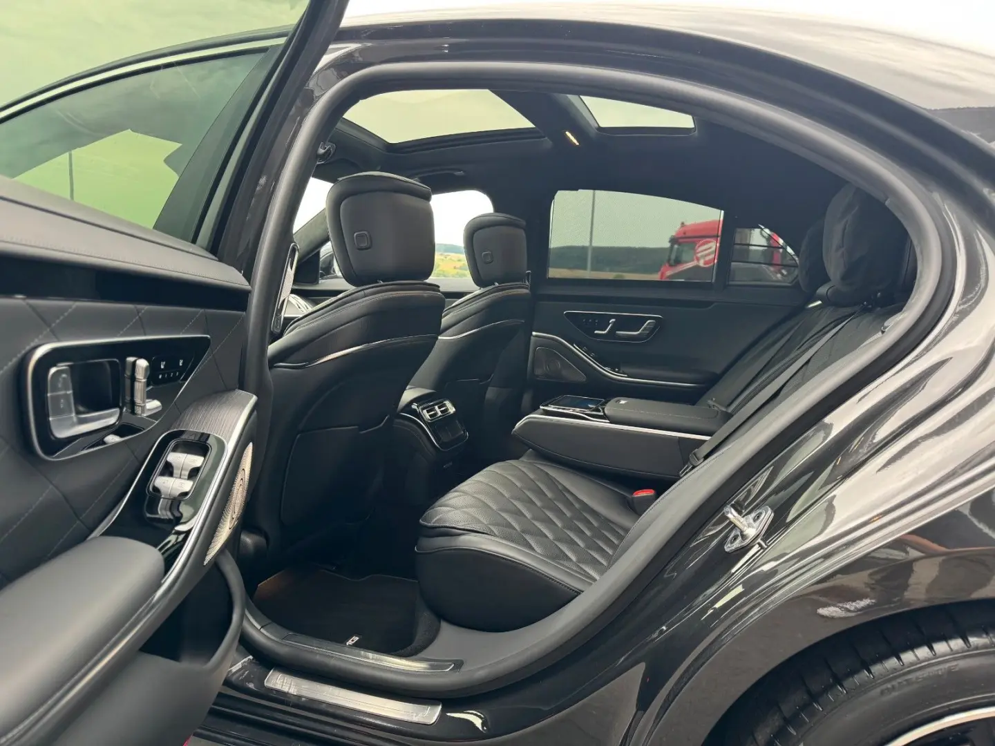 S 580e AMG+Pano+Digital+Burm+3D+AirM+HUD+360+