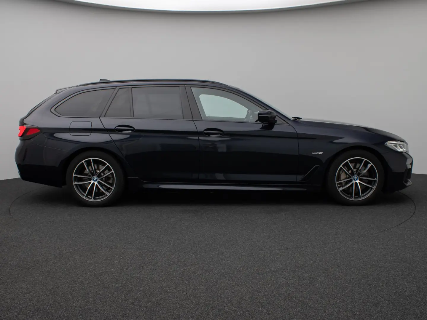 530e M Sport Panorama Kamera DAB HiFi Alarm LED