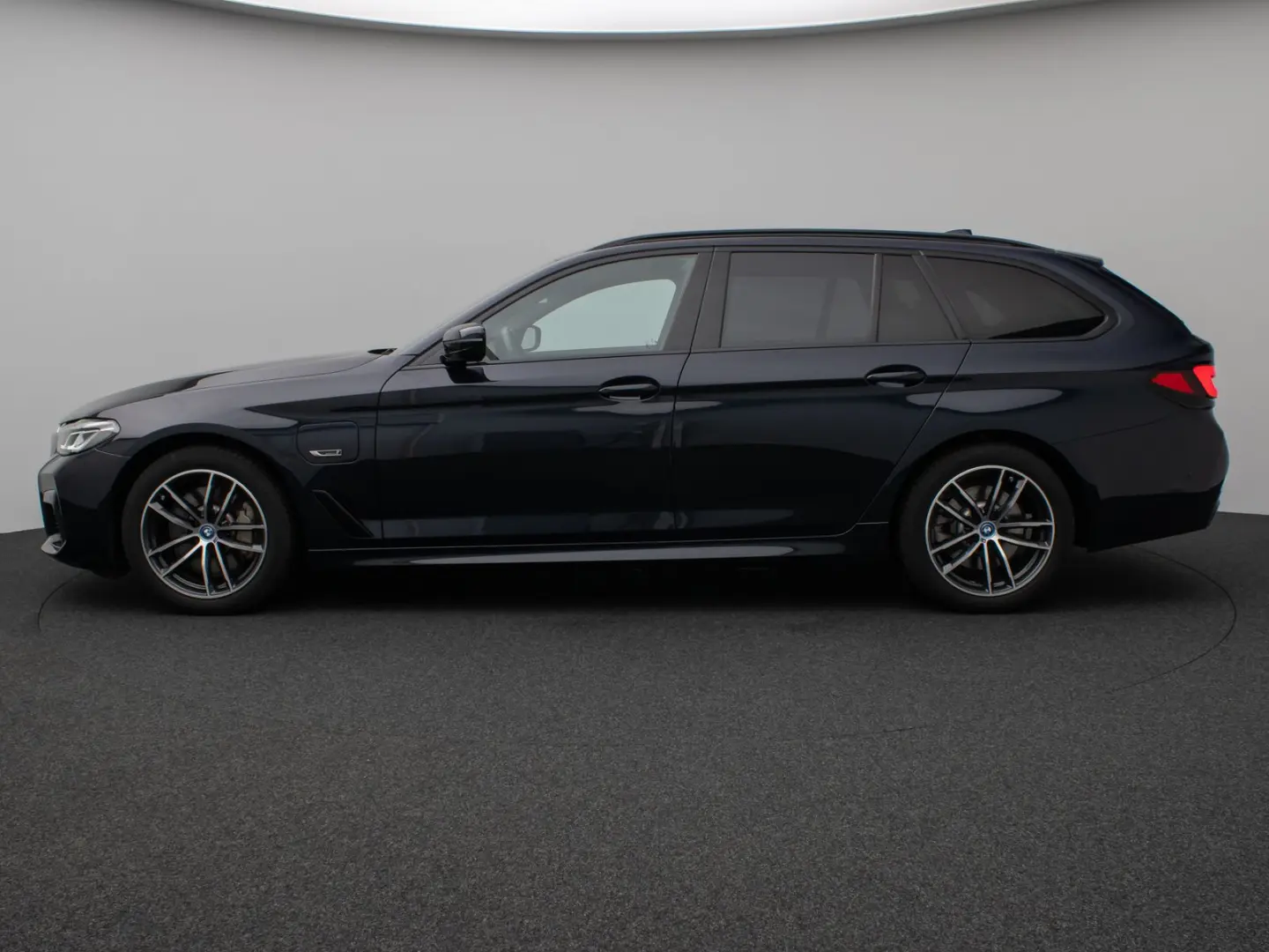 530e M Sport Panorama Kamera DAB HiFi Alarm LED