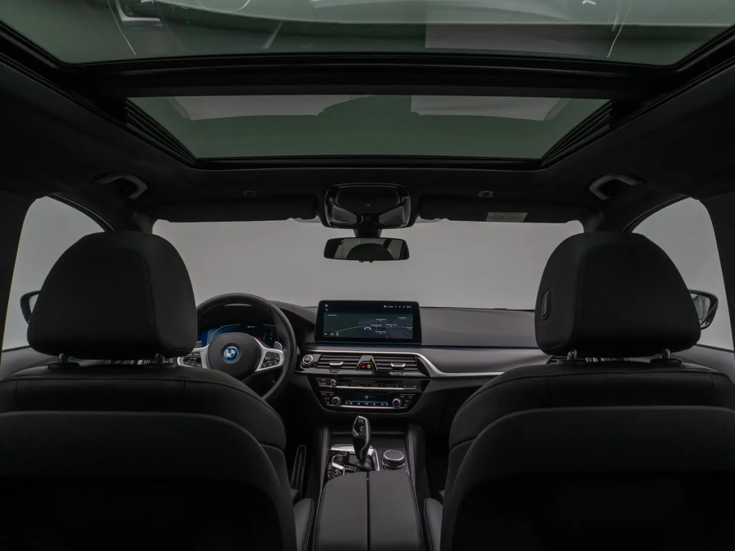 530e M Sport Panorama Kamera DAB HiFi Alarm LED