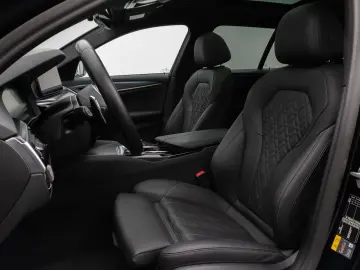 530e M Sport Panorama Kamera DAB HiFi Alarm LED