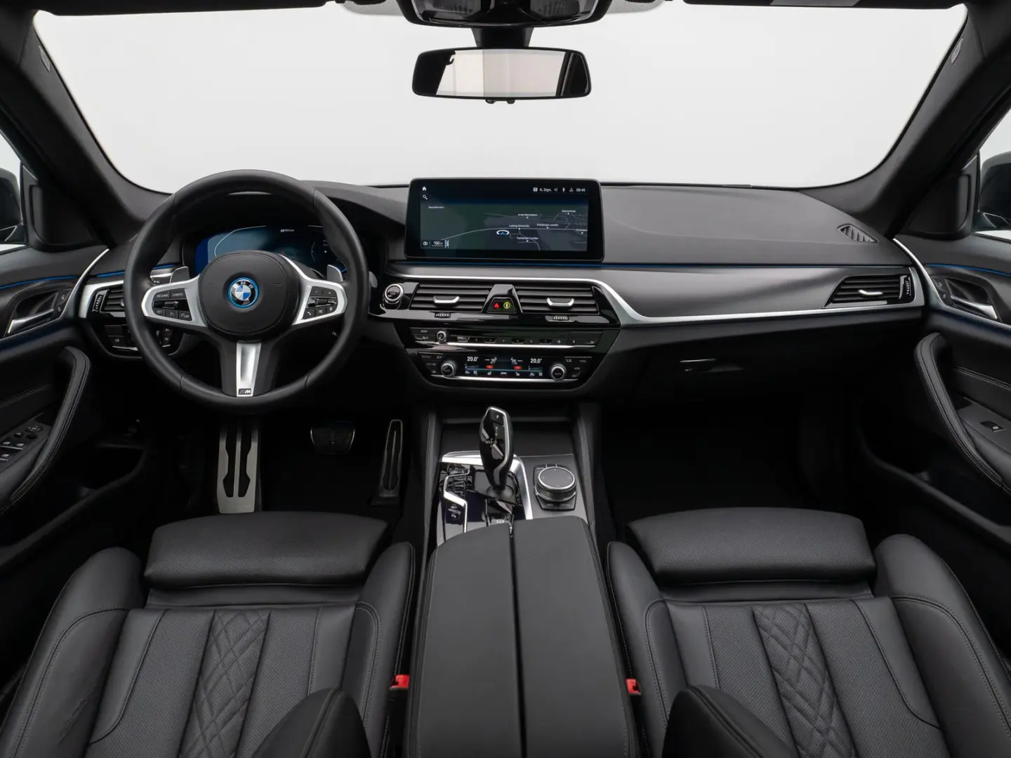530e M Sport Panorama Kamera DAB HiFi Alarm LED