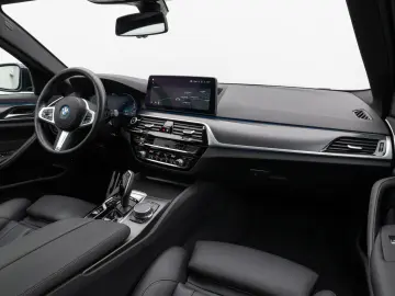 530e M Sport Panorama Kamera DAB HiFi Alarm LED