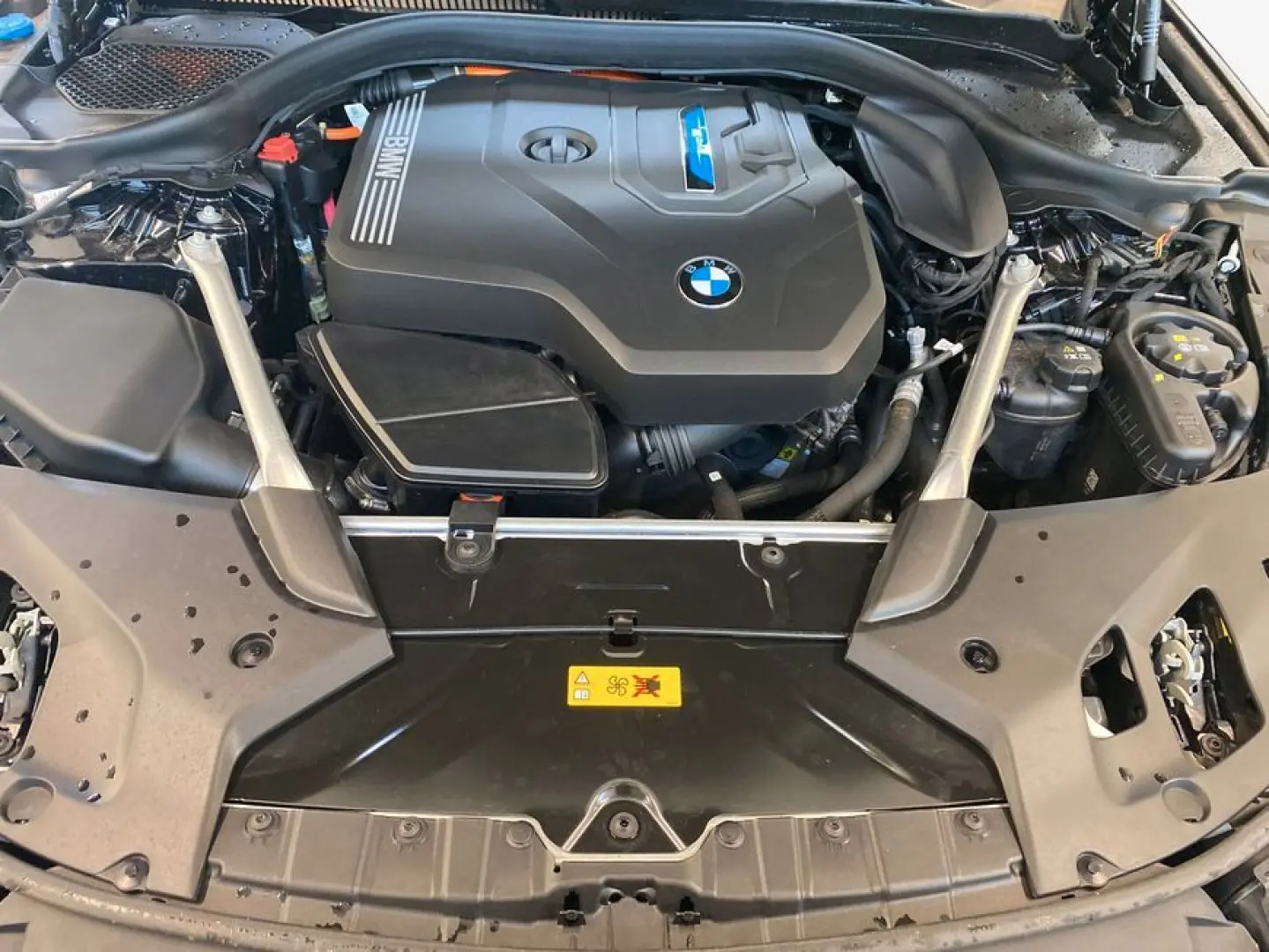 530e Touring M Sportpaket Head-Up HiFi DAB WLAN