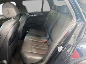 530e Touring M Sportpaket Head-Up HiFi DAB WLAN