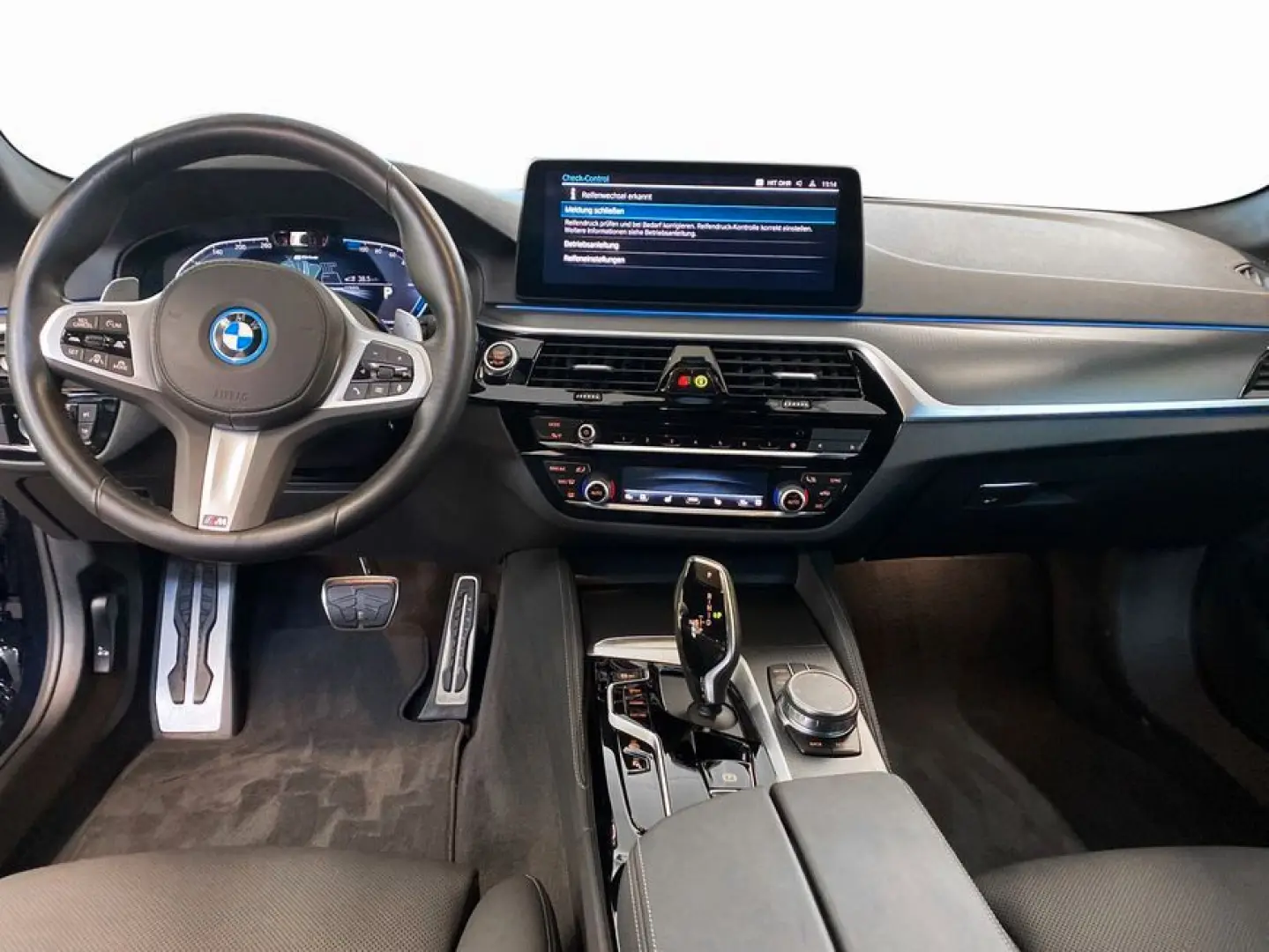 530e Touring M Sportpaket Head-Up HiFi DAB WLAN