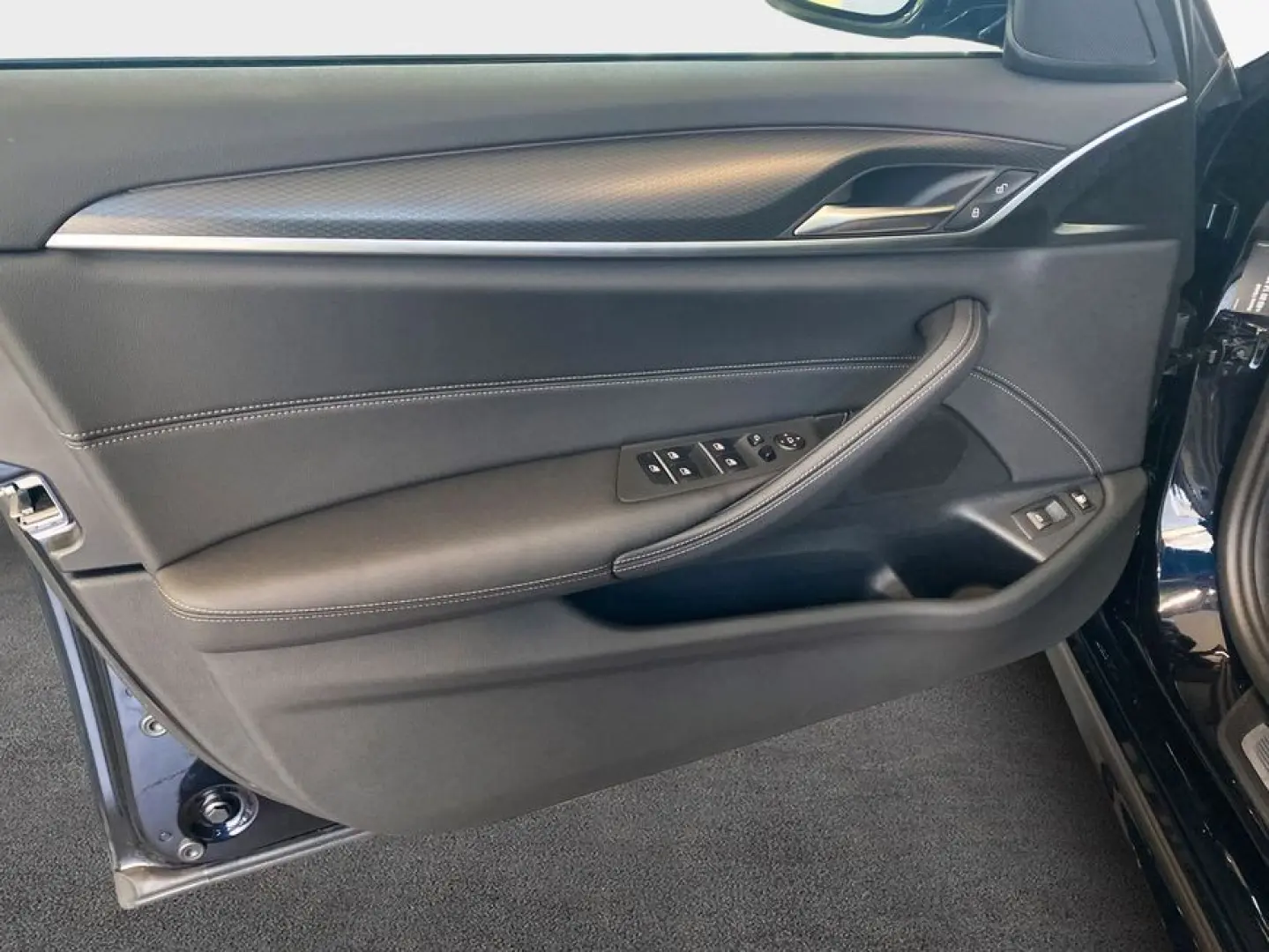 530e Touring M Sportpaket Head-Up HiFi DAB WLAN