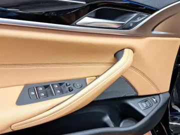 530e Touring AHK Harman/K LiveCockpitProf Laser