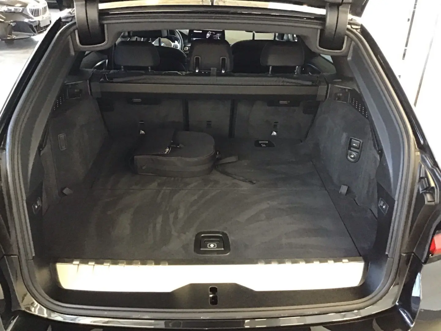 530e Touring M Sport AHK Driv.Assist.Prof Laser
