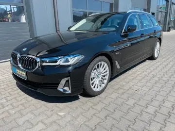 530e TOURING LUXURYLINE HUD PANO LASER SURROUND