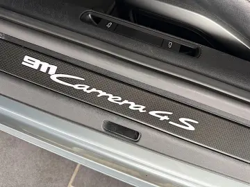 992 Carrera 4S Carbon Paket