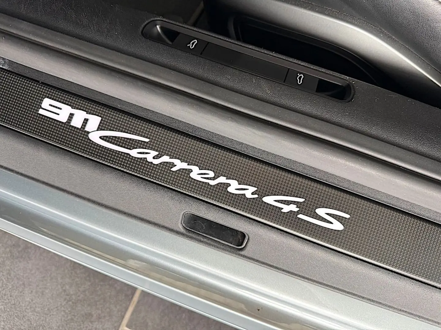 992 Carrera 4S Carbon Paket