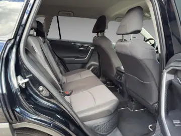 RAV 4 Hybrid 4x2 Team Deutschland 2.5 Navi LED A