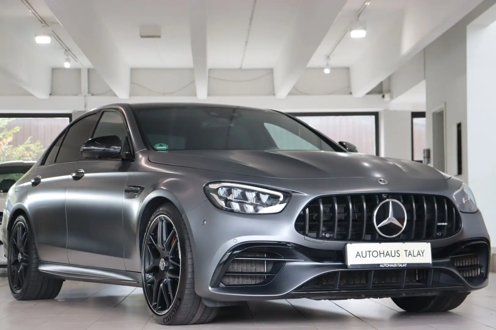 E 63 S AMG Lim. *Pano*HUD*Carbn1+2*Night*BURM*