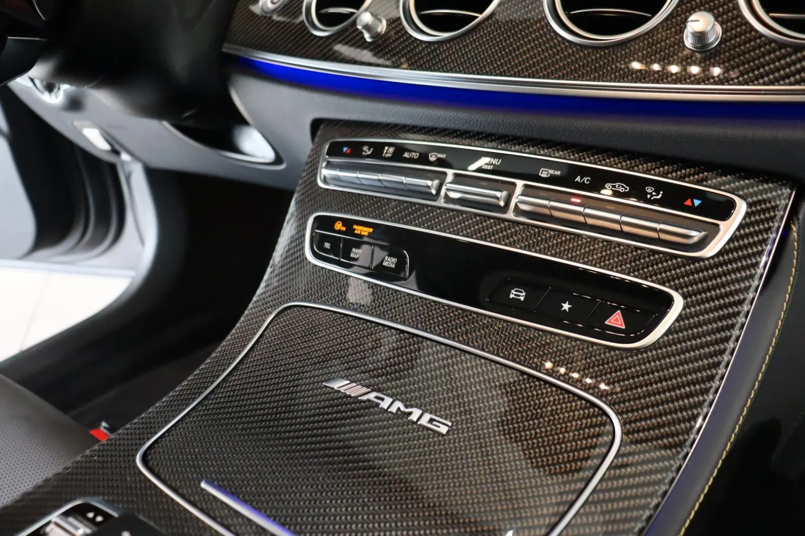 E 63 S AMG Lim. *Pano*HUD*Carbn1+2*Night*BURM*