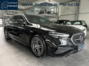 E 300 T e AMG AIRMATIC-DISTRONIC-AHK-PANORAMA SD