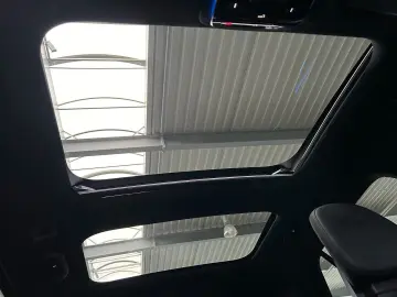 E 300 T e AMG AIRMATIC-DISTRONIC-AHK-PANORAMA SD