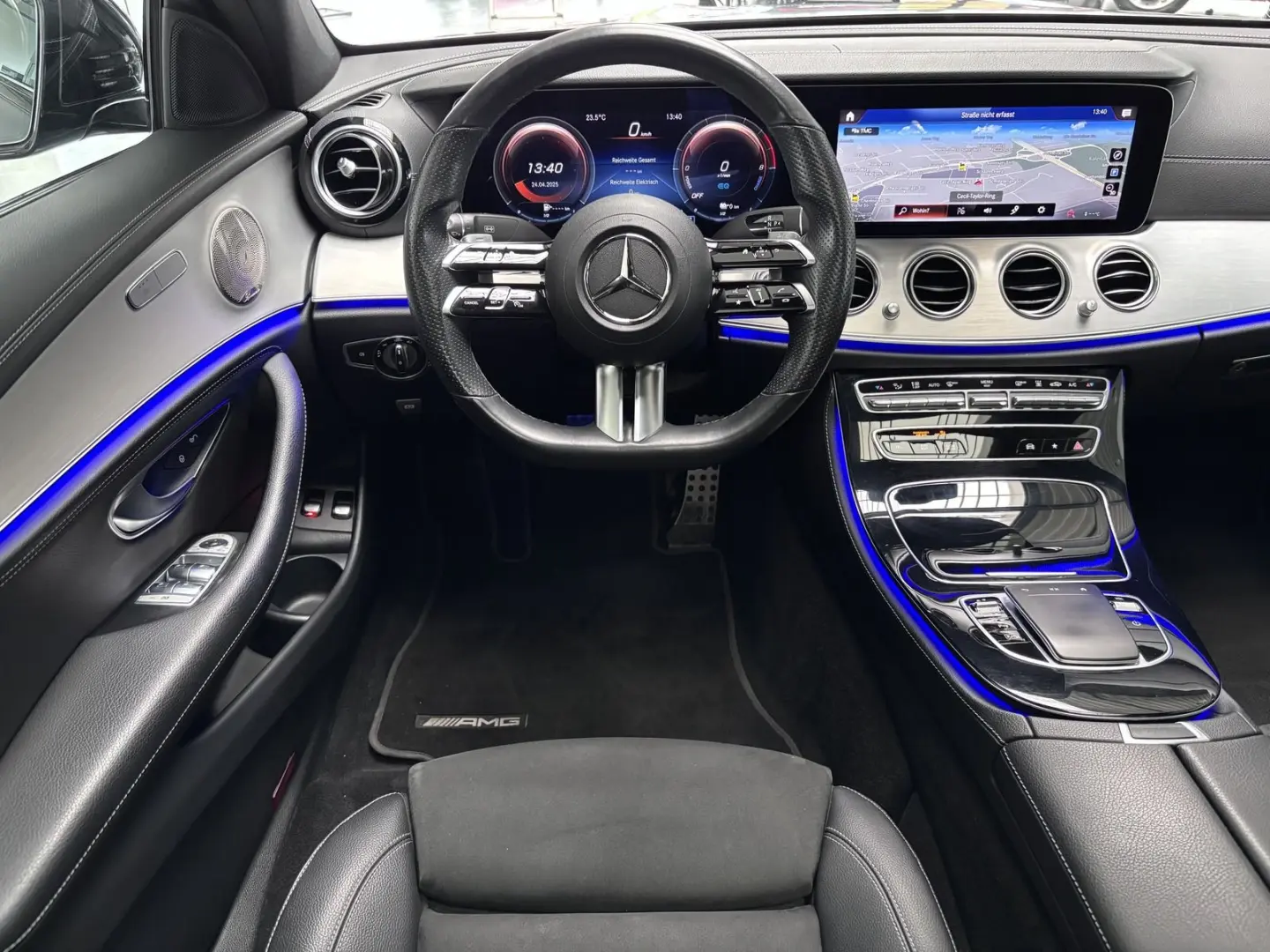 E 300 4M AMG MBUX+NAVI+LED+PANO+BURMEST+WIDE+1HD