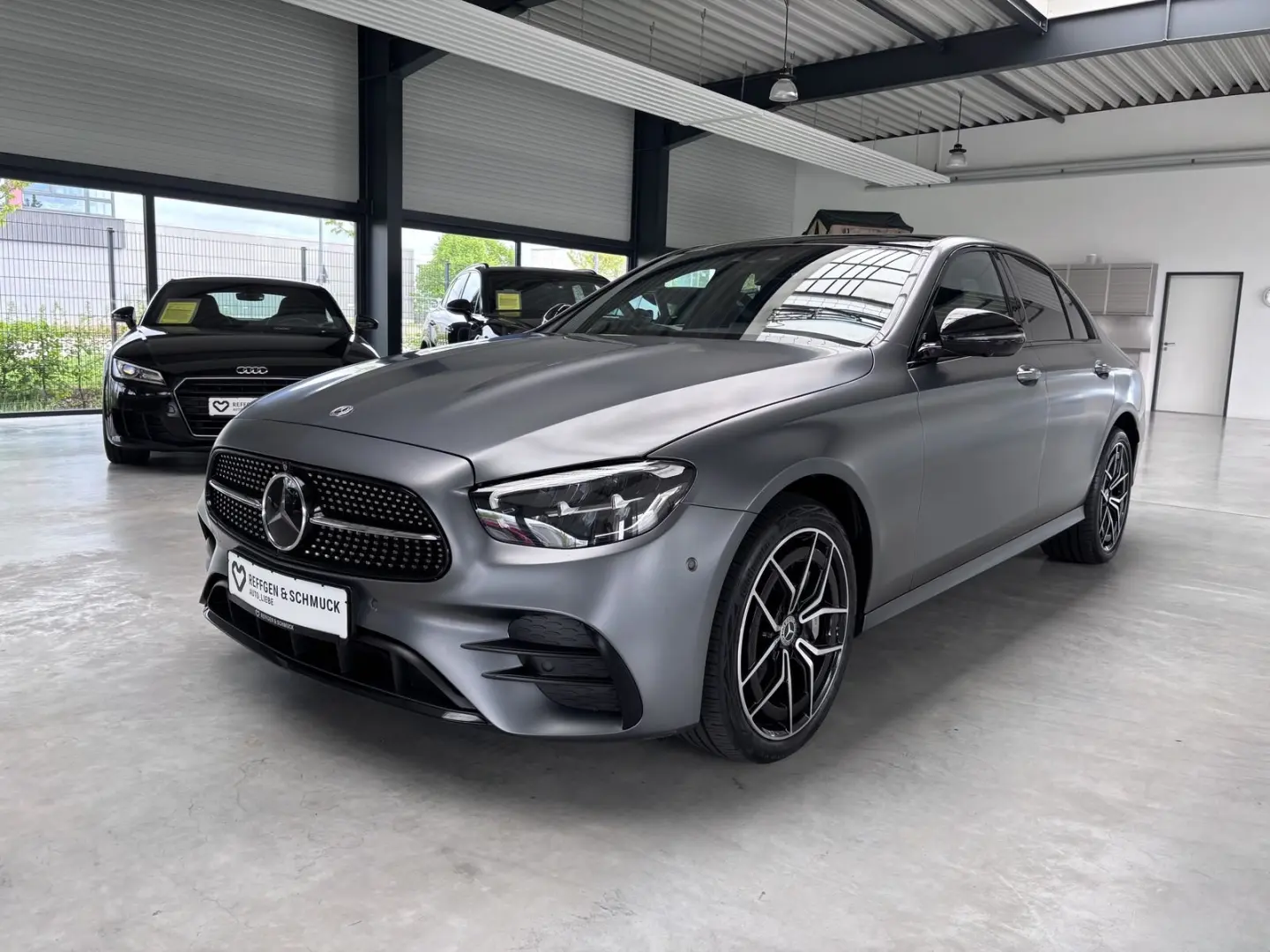 E 300 4M AMG MBUX+NAVI+LED+PANO+BURMEST+WIDE+1HD