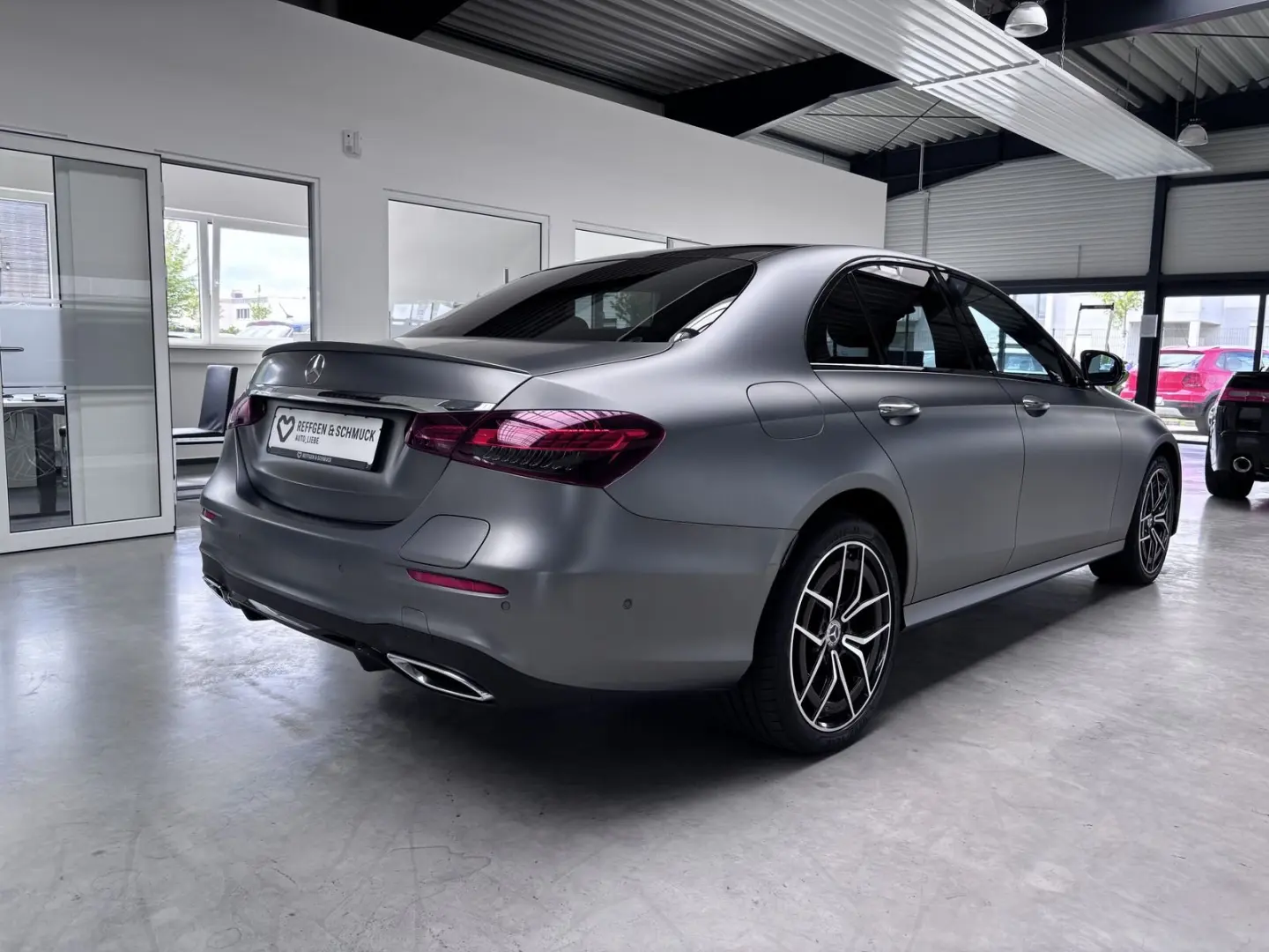 E 300 4M AMG MBUX+NAVI+LED+PANO+BURMEST+WIDE+1HD