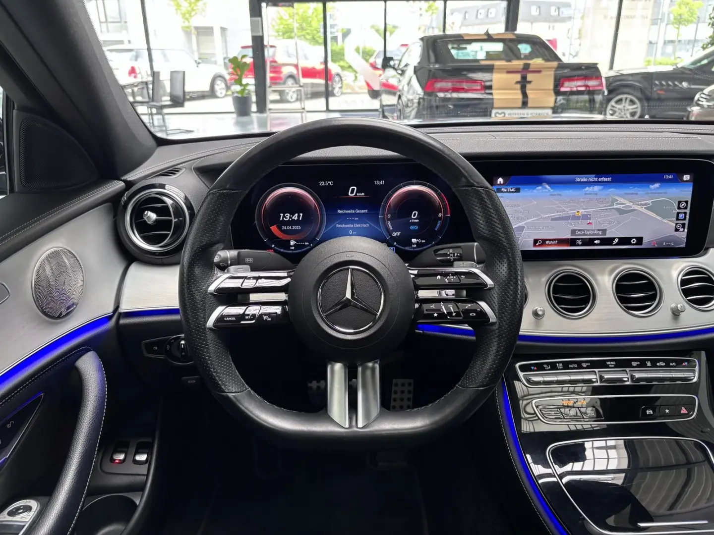 E 300 4M AMG MBUX+NAVI+LED+PANO+BURMEST+WIDE+1HD