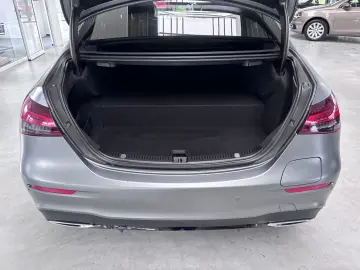 E 300 4M AMG MBUX+NAVI+LED+PANO+BURMEST+WIDE+1HD