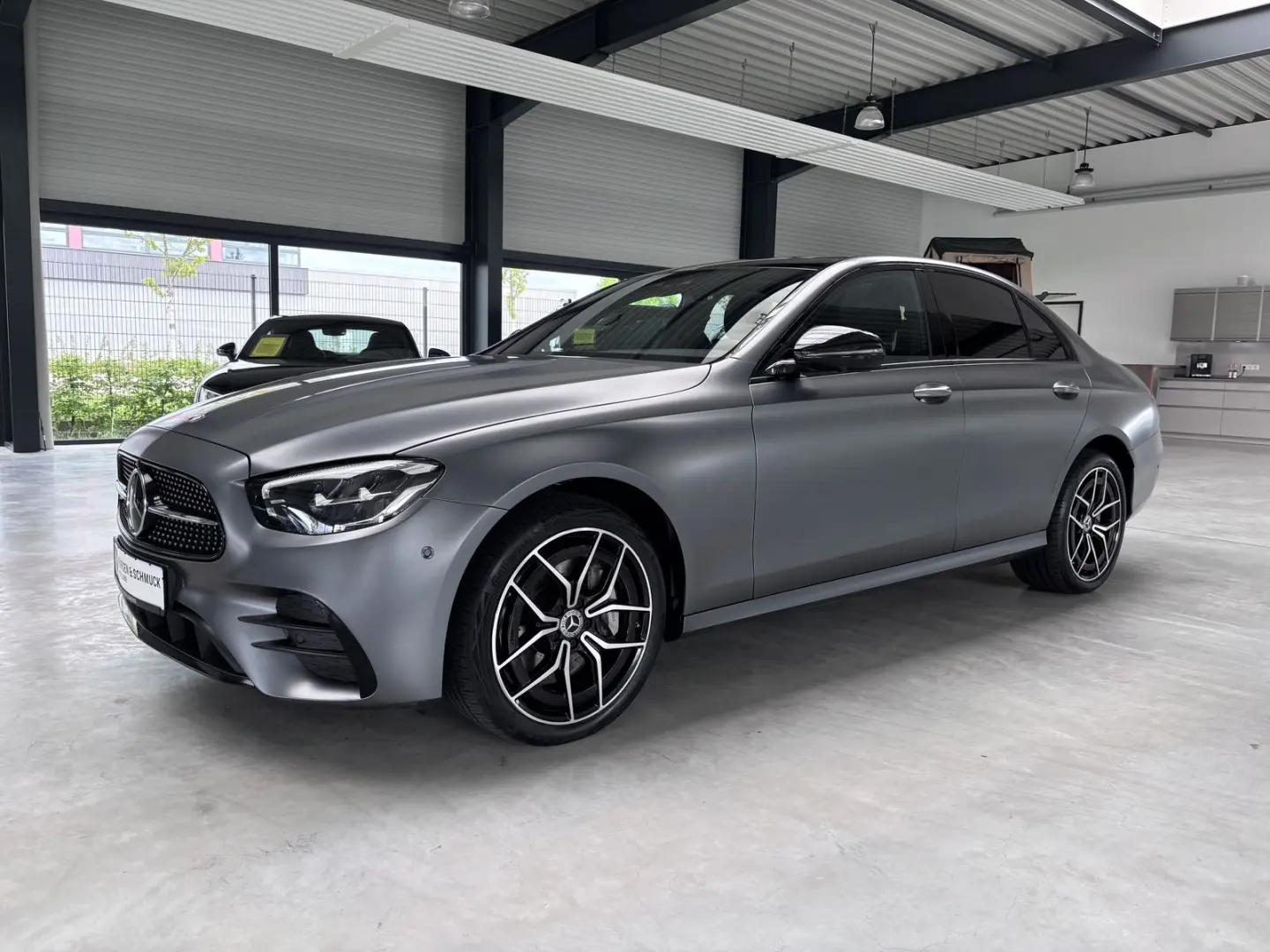 E 300 4M AMG MBUX+NAVI+LED+PANO+BURMEST+WIDE+1HD