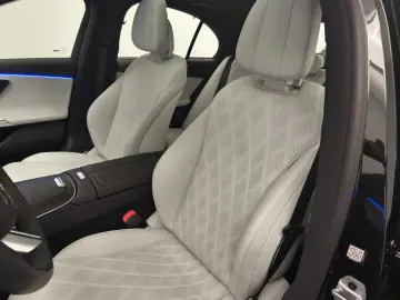 E 300 e 4M AMG Airmatic Massage Pano Superscreen