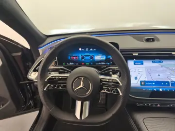 E 300 e 4M AMG Airmatic Massage Pano Superscreen