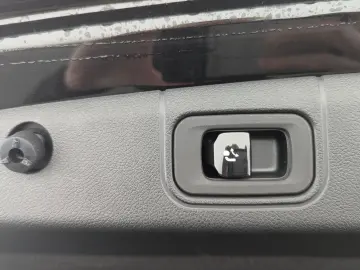 E 300 e Exclusive Premium 4Matic LEDER+PANO+NAVI