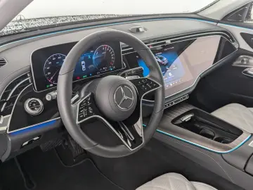 E 300 e Exclusive Premium 4Matic LEDER+PANO+NAVI