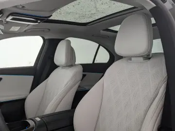 E 300 e Exclusive Premium 4Matic LEDER+PANO+NAVI
