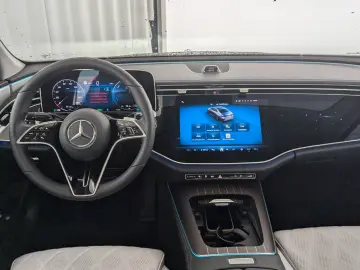 E 300 e Exclusive Premium 4Matic LEDER+PANO+NAVI