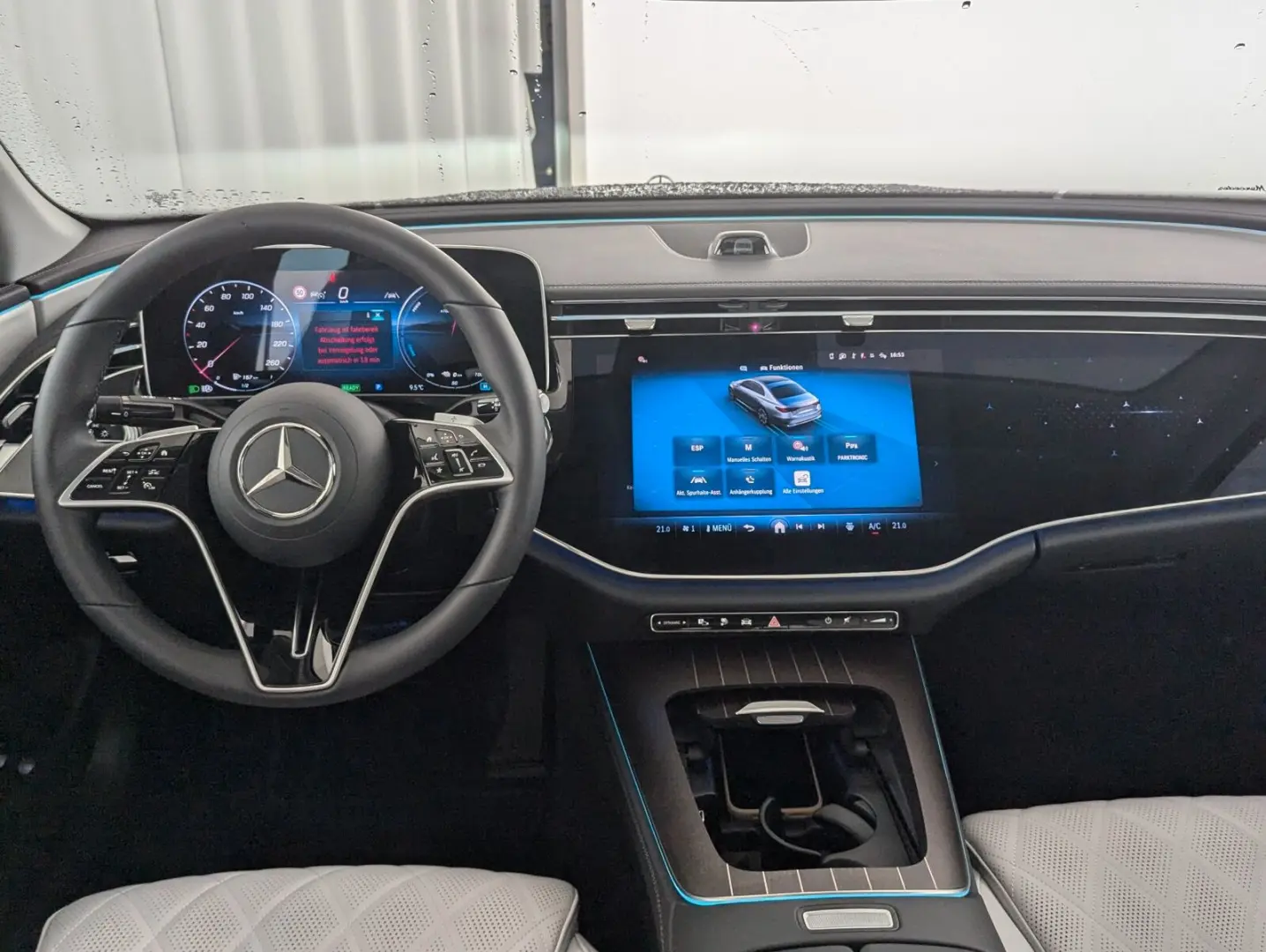 E 300 e Exclusive Premium 4Matic LEDER+PANO+NAVI