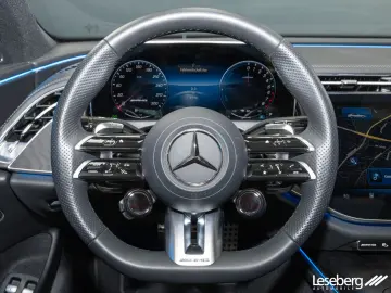 Mercedes-AMG E 53 4M+ DIG.LIGHT /Pano /DISTRONIC