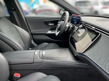 E 300 e AMG*Night*PANO*DC-Laden*DISTRONIC*KeyGo*