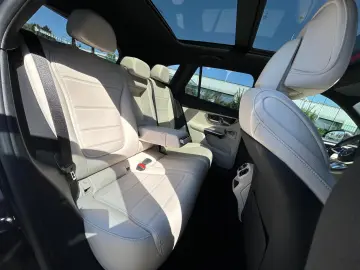 Mercedes-Benz GLC 300 e 4MATIC 2023